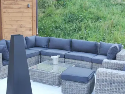 Ein Sitzbereich in der Unterkunft Apartment Nubes- Chalet by Interhome