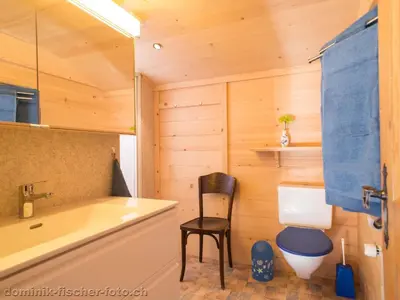 Ein Badezimmer in der Unterkunft Apartment Am Bächli by Interhome