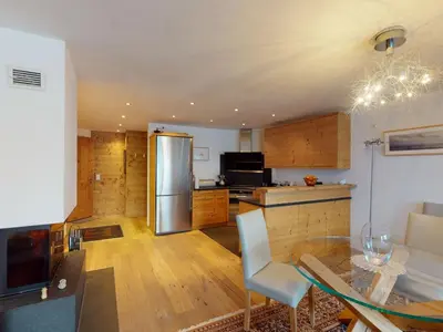 Küche/Küchenzeile in der Unterkunft Apartment Haus Whymper Edward Suite by Interhome