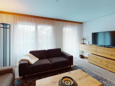 TV/Unterhaltungsangebot in der Unterkunft Apartment Haus Whymper Edward Suite by Interhome