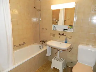 Ein Badezimmer in der Unterkunft Apartment Hübeli - Chapman by Interhome