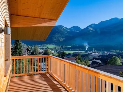 Ein allgemeiner Bergblick oder ein Berglick von der Ferienwohnung aus