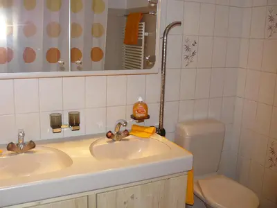 Ein Badezimmer in der Unterkunft Apartment Lindi