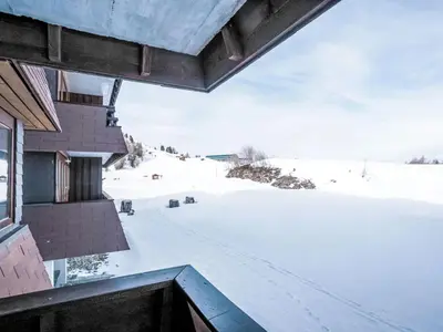 Apartment Dixence 109 by Interhome im Winter