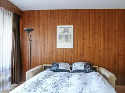 Ein Bett oder Betten in einem Zimmer der Unterkunft Studio Greppon 110 by Interhome