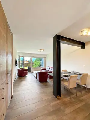 Ein Sitzbereich in der Unterkunft Valdor Residence- Crans Montana- Swiss Alps