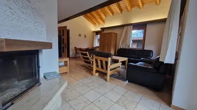 Ein Sitzbereich in der Unterkunft Apartment Etzel