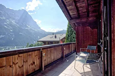 Ein allgemeiner Bergblick oder ein Berglick von der Ferienwohnung aus