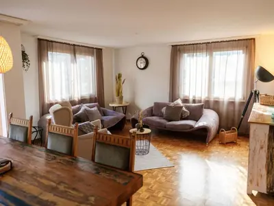Ein Sitzbereich in der Unterkunft Apartment Mountain View by Interhome