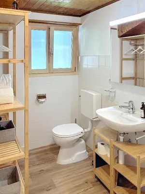 Ein Badezimmer in der Unterkunft Appartement STERN - Confort au coeur de Saas-Fee