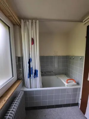 Ein Badezimmer in der Unterkunft Ferienhaus Bärschwendi