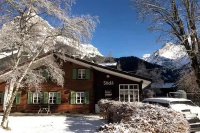 Ein allgemeiner Bergblick oder ein Berglick von der Ferienwohnung aus