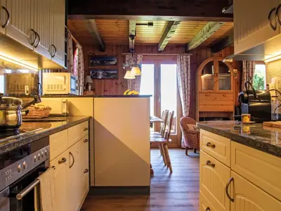 Küche/Küchenzeile in der Unterkunft Chalet Mirabeau 6 by Interhome
