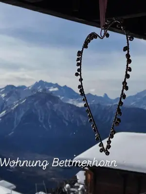 Ein allgemeiner Bergblick oder ein Berglick von der Ferienwohnung aus