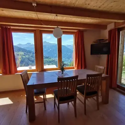 Chalet Mélèze in sonniger Lage mit schönem Ausblick