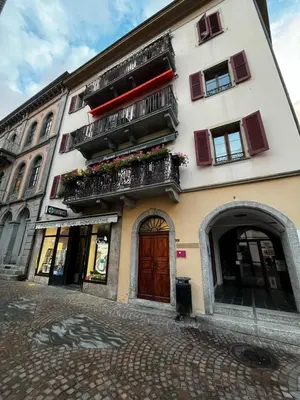 Das Gebäude in dem sich die Ferienwohnung befindet