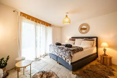 Ein Bett oder Betten in einem Zimmer der Unterkunft Cozy Chamia Studio