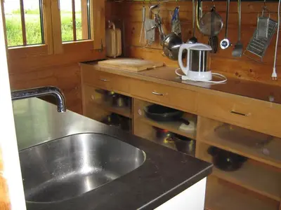 Küche/Küchenzeile in der Unterkunft Apartment Sunneschy 1- OG Süd by Interhome