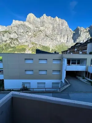 Ein allgemeiner Bergblick oder ein Berglick von der Ferienwohnung aus