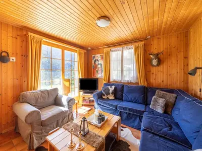 Ein Sitzbereich in der Unterkunft Chalet Verrel near Aletsch Ski Gondolas