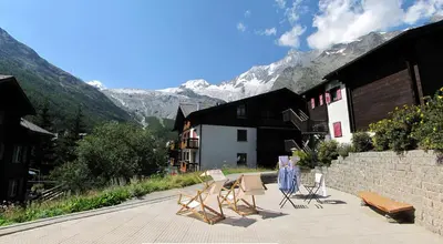 Ein allgemeiner Bergblick oder ein Berglick von der Ferienwohnung aus