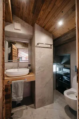 Ein Badezimmer in der Unterkunft Mountain Bliss Duplex - Saas Fee