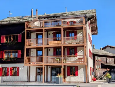Das Gebäude in dem sich die Ferienwohnung befindet