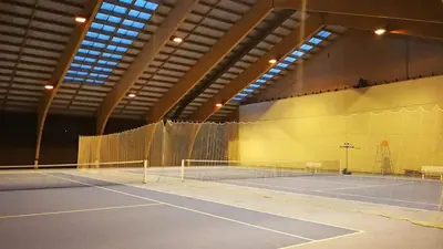 Tennis und/oder Squash in der Unterkunft Studio With Mountain View In The Vacation Center oder in der Nähe