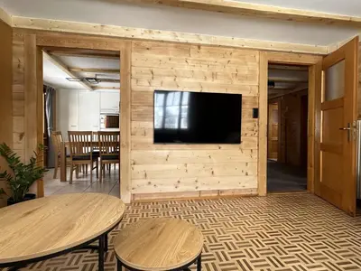 TV/Unterhaltungsangebot in der Unterkunft Apartment Almenrausch EG by Interhome