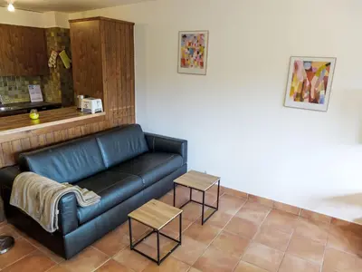 Ein Sitzbereich in der Unterkunft Apartment Terrasse des Alpes 2006 by Interhome