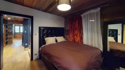 Ein Bett oder Betten in einem Zimmer der Unterkunft Les Pives