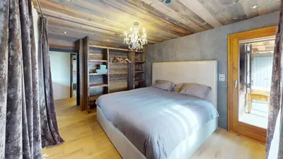 Ein Bett oder Betten in einem Zimmer der Unterkunft Les Pives