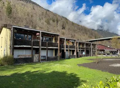 Ein allgemeiner Bergblick oder ein Berglick von der Ferienwohnung aus