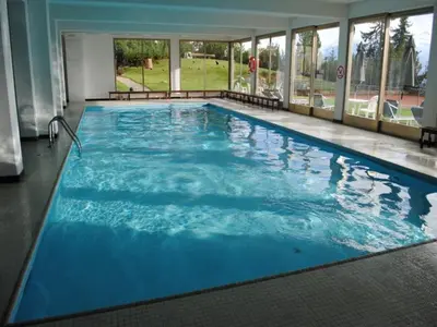 Der Swimmingpool an oder in der Nähe von Residence Cransalpin