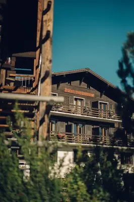 Das Gebäude in dem sich das Hotel befindet