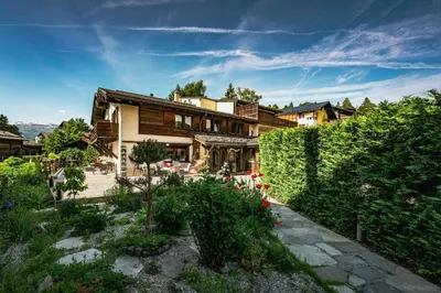 Ein Garten an der Unterkunft Victoria Retreat & Spa