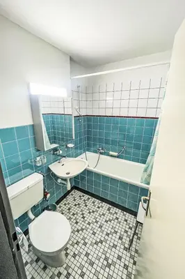 Ein Badezimmer in der Unterkunft Apartment Siesta Apt- 21 by Interhome