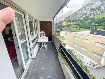 Ein allgemeiner Bergblick oder ein Berglick von der Ferienwohnung aus