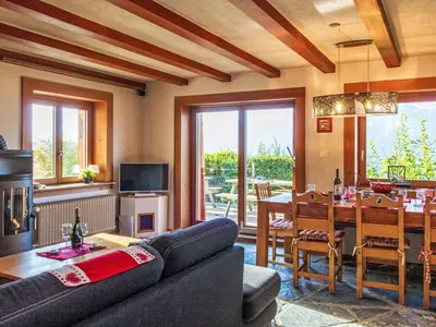 TV/Unterhaltungsangebot in der Unterkunft Chalet Nelly by Interhome