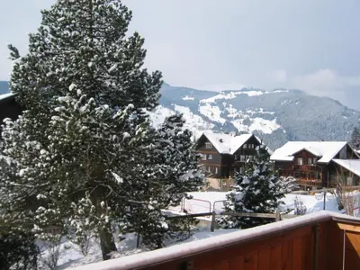 Ein allgemeiner Bergblick oder ein Berglick von der Ferienwohnung aus