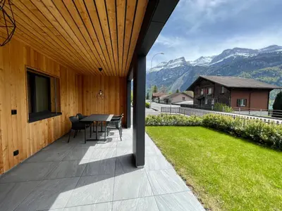 Ein allgemeiner Bergblick oder ein Berglick von der Ferienwohnung aus