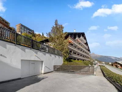 Ein allgemeiner Bergblick oder ein Berglick von der Ferienwohnung aus