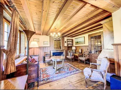 Ein Sitzbereich in der Unterkunft Chalet Sergnoud by Interhome