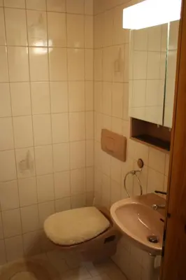 Ein Badezimmer in der Unterkunft Saastal Apartments Haus Antrona