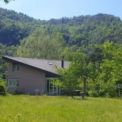 casa ad Avegno con 1500mq di giardino