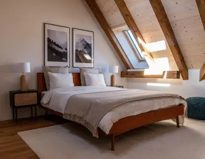 Ein Bett oder Betten in einem Zimmer der Unterkunft Hidden Retreats The Blausee