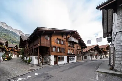 Ein allgemeiner Bergblick oder ein Berglick von der Ferienwohnung aus