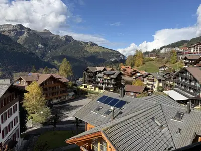 Ein allgemeiner Bergblick oder ein Berglick von der Ferienwohnung aus