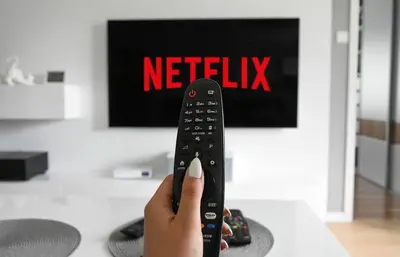 TV/Unterhaltungsangebot in der Unterkunft Tarbey - Studio au départ du télécabine Torrent