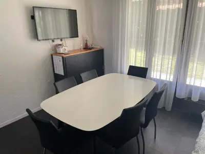 TV/Unterhaltungsangebot in der Unterkunft 3 Minuten vom Bahnhof-Apartment